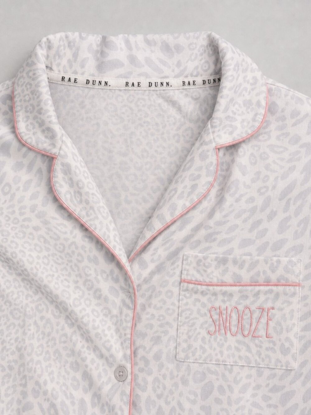 Rae Dunn Gray Abstract Animal Print 2pc Pajama Set S Button Up Jogger Sleepwear - Picture 2 of 6